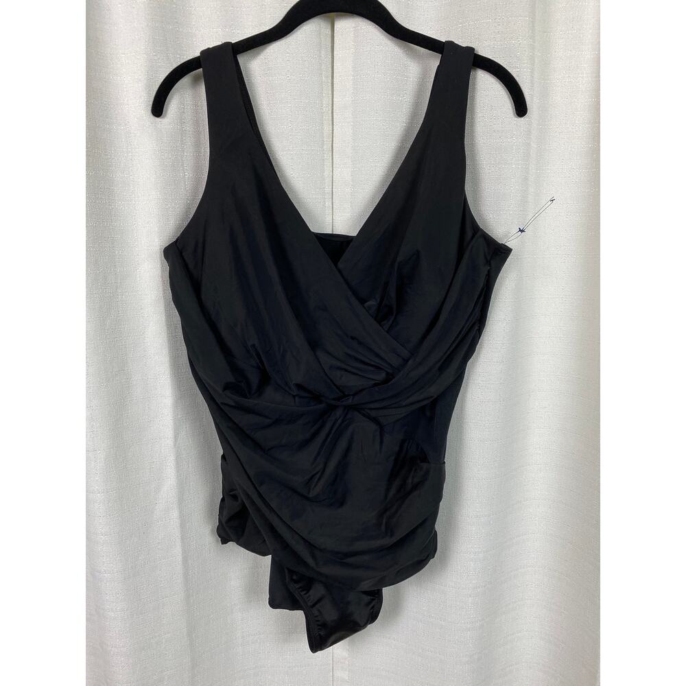 Miraclesuit Black Crossover One Piece Swimsuit Sz.20W NWOT - Picture 6 of 16